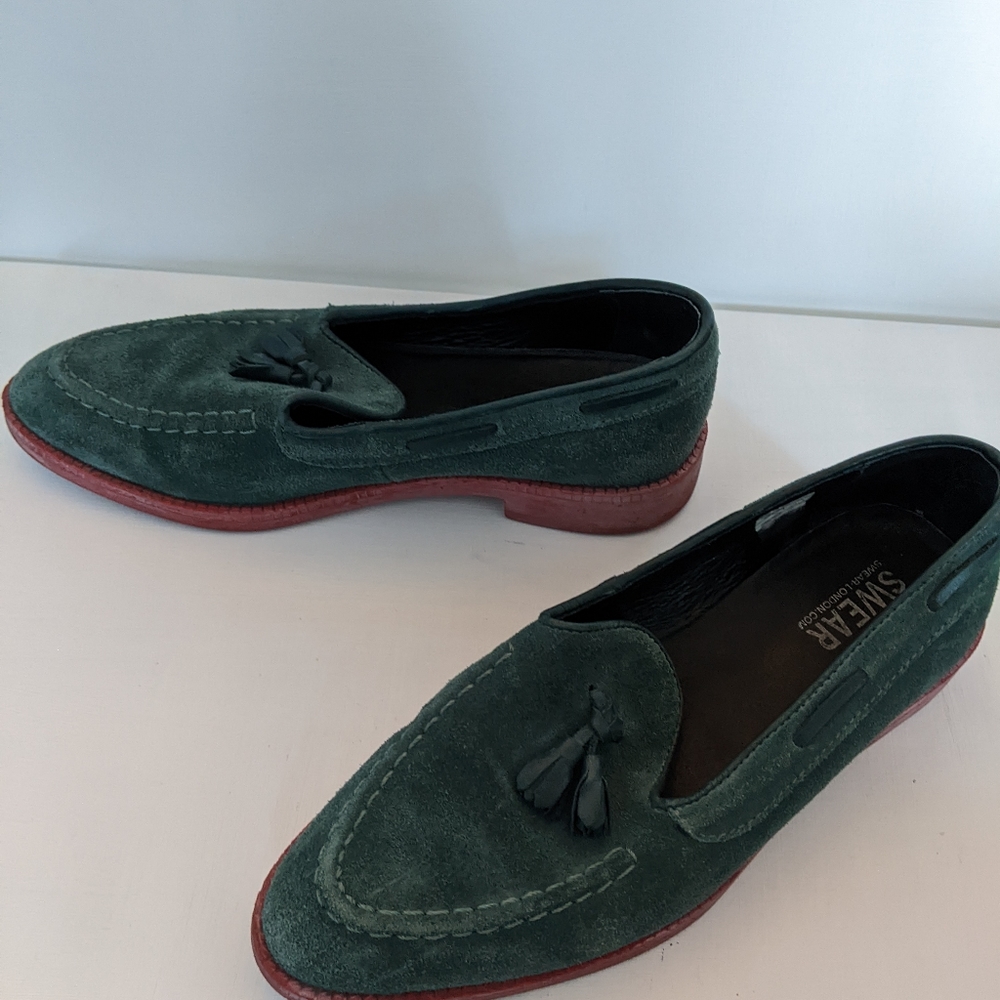 Green leather loafers, size 8/38